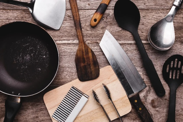 What to Know About Toxic Cookware
